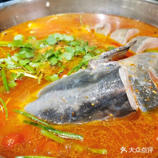 俏苗寨酸汤鱼(恒大新世界店)