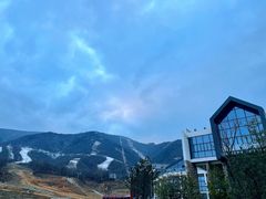 -鳌山滑雪度假区