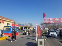 -凌海服务区-停车场