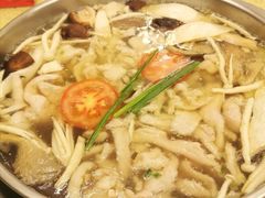 菌类小锅-芭夯兔·无骨兔汤锅(华阳店)
