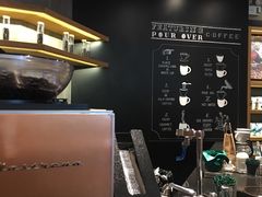 -星巴克(西藏路店)