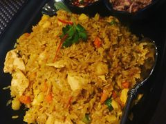 菠萝炒饭-Ruen Urai
