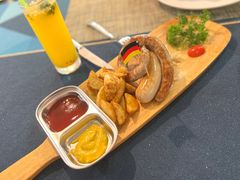 -又见马甲M8融合西餐厅(体育中心店)