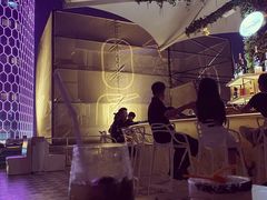 -The ROOF (通盈中心店)