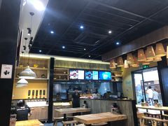 大堂-蒙自源过桥米线(红谷滩万达店)