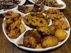 卤菜拼盘-老鼎万春卤菜(五代传承创始老店)