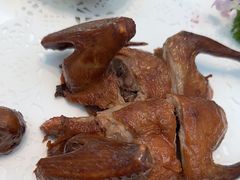 烤乳鸽-金典银峰老鹅馆·昆山菜(亭林公园店)