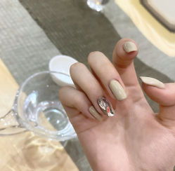 -七月美睫 美甲