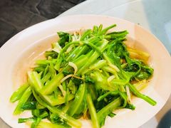 -明记烧鱼美味店