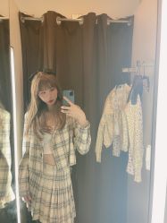 -BULB STUDIO 巴柏明星发型工作室