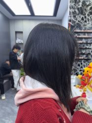 -米可造型烫发染发