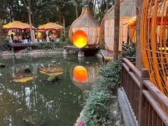 -二荆条·蜀鲜汇城市森林火锅