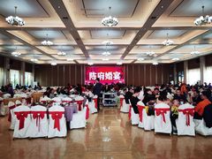 -老乡村美食农庄