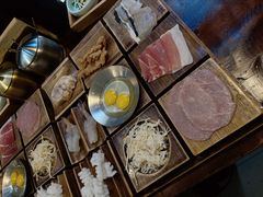 -银米·云南传统过桥米线(双廊黑金冠店)
