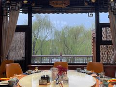 包厢-鹊华居·地道鲁菜·海鲜·融合味(大明湖店)