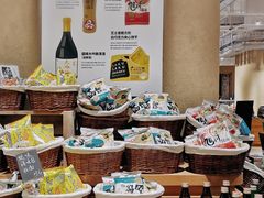 -七鲜超市(瑞虹天地太阳宫店)
