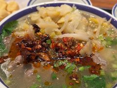 -云阿蛮云南生烫牛肉米线(奉贤路店)