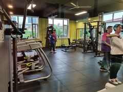 -英特健身俱乐部