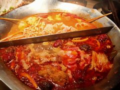 -湊湊火锅·茶憩(杭州湖滨银泰in77店)