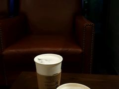 -星巴克(蒲汇塘路店)