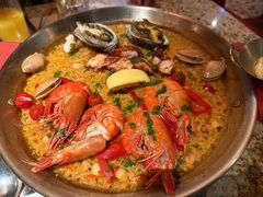 西班牙精选海鲜大虾铁板饭-BROWNSTONE布朗石西班牙餐厅(富城店)