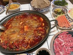 -旧街市鲜货老火锅(大光路店)