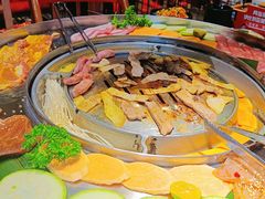 -哈哈碳都·牛肋条无限自助烤肉(台江万达店)