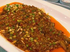 干烧鲳鱼-梅龙镇酒家(南京西路总店)