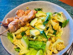 香茅鸡肉串牛油果沙拉-BAKER&SPICE(环贸店)