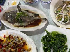 -范饭椰林川湘味海鲜·椰子鸡(三亚湾椰梦长廊店)