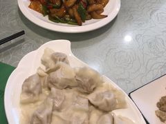 酸菜猪肉馅-黄家饺子东北特色菜馆(湖滨商业街店)