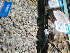 -盒马鲜生(红莲店)