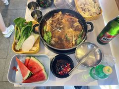 -运气牛自助酱大骨火锅(南京东路店)