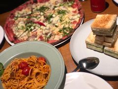 北京烤鸭披萨-JINNS锦时 steak&pizza(浸信会礼拜堂旧址店)