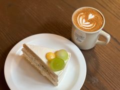 茉莉蜜瓜青提奶油蛋糕-HOLIDAY休日(后田垟巷店)