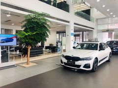 -上海宝宁宝马4S店