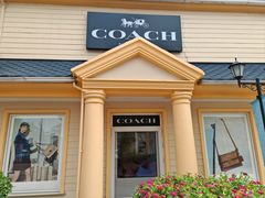 -COACH蔻驰(赛特奥特莱斯店)