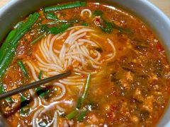 腾冲小锅米线-一坐一忘云南菜(卓悦中心)