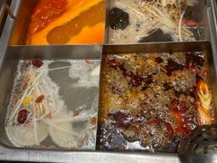 -旺龙巷重庆脆毛肚火锅·潜山扛把子店(潜山商业街店)