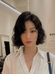 -AYO SALON