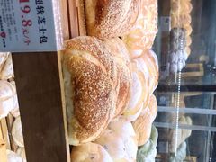 -BROAD面包路·欧式面包(龙湖时代C馆店)