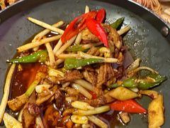 牛肚花生芽-魏铭鱼头捞饭(晋阳路店)