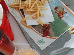 -麦当劳(鄂尔多斯机场店)
