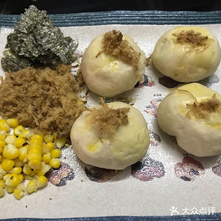 肚子里有料之低糖低油迷你肉松面包