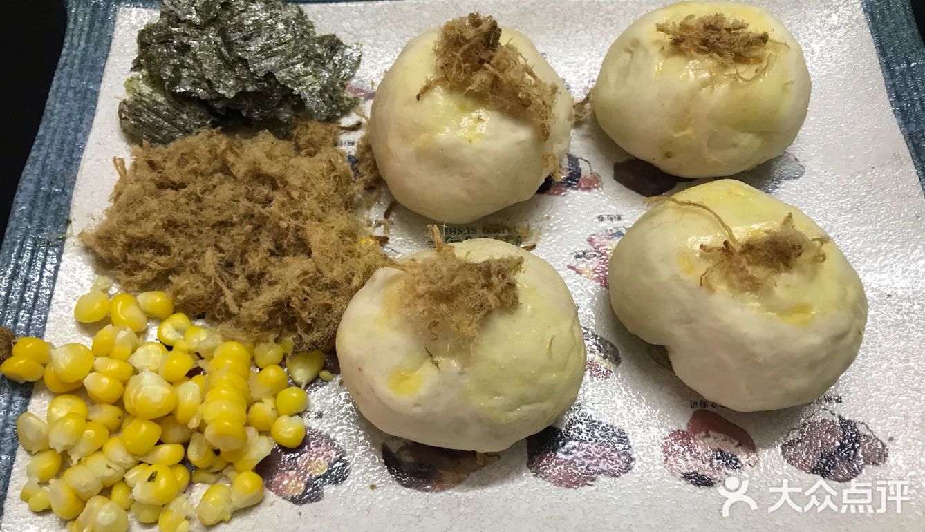 肚子里有料之低糖低油迷你肉松面包