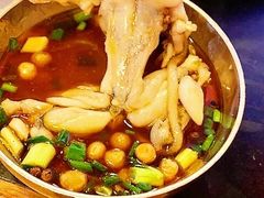 -鸿顺老铁锅美蛙鱼府(解放碑店)