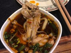 秘制美蛙-大众美蛙鱼头(民心佳园总店)