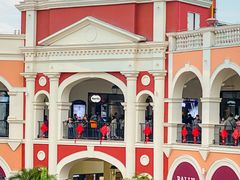 -佛罗伦萨小镇广佛名品奥特莱斯(疏港路店)