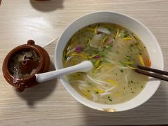 -桥香园过桥米线(国贸店)