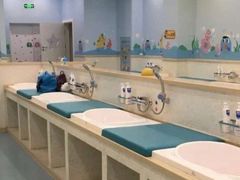 -戊辰亲子游泳俱乐部